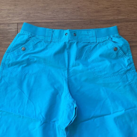 Karen Scott Robin’s Egg Blue Capri Pants, Size L - Picture 2 of 6